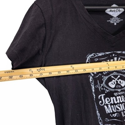 Music City Threads Nashville Tennessee V-Neck T-Shirt Women XL Black Excellent - Image 5