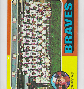 1975 Topps MINI Baseball - SET BREAK - Braves Team (CL) #589