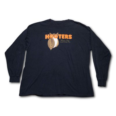 Hooters Long Sleeve Shirt Mens XL Black Nashville Music City Graphic Tee