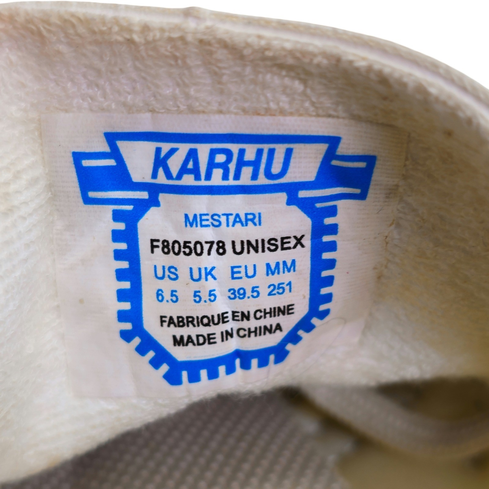 Vintage Karhu Mestari Unisex Athletic Sneakers Green Cream Size 6.5 - Image 6