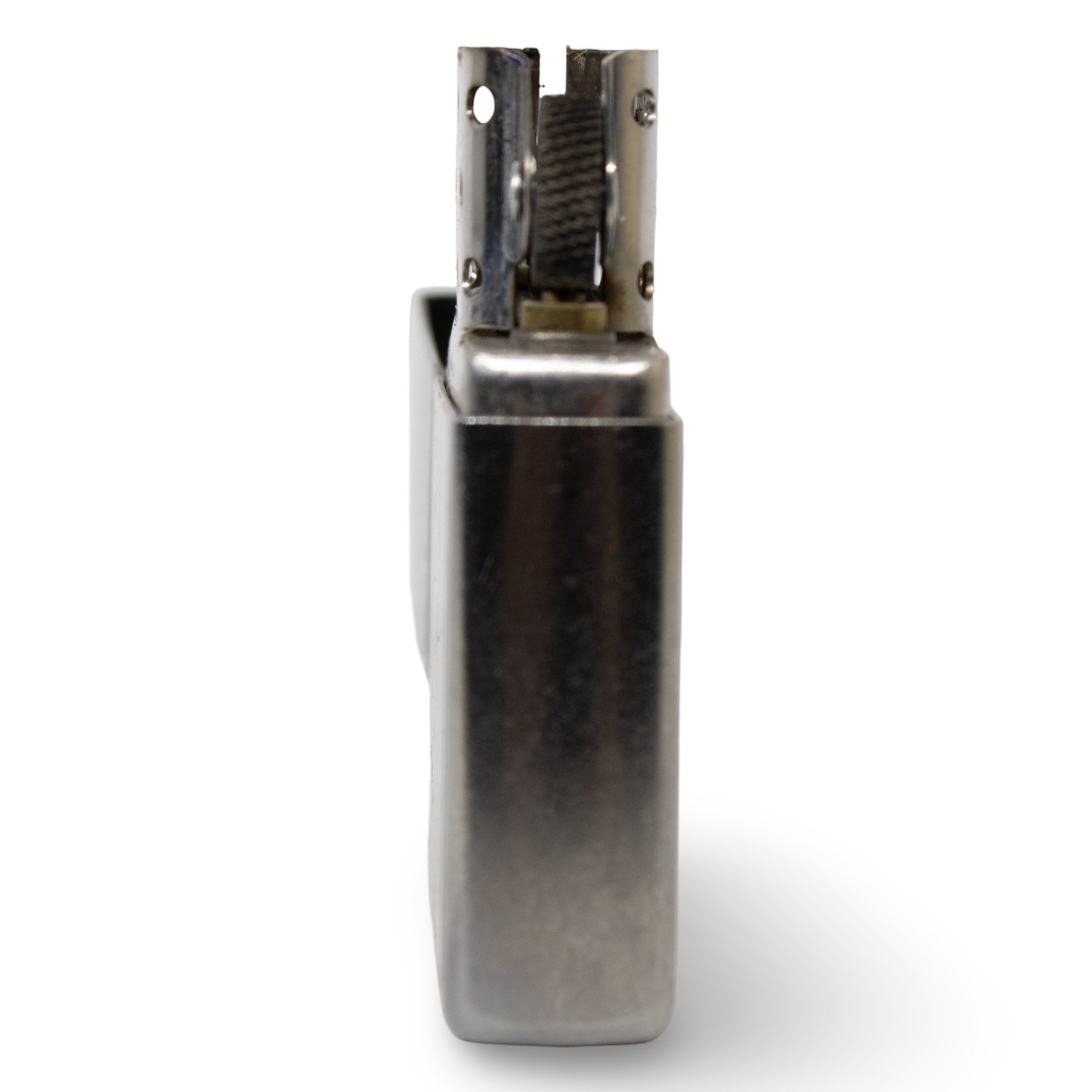 Zippo Aged American Flag Street Chrome Windproof Lighter - Image 4
