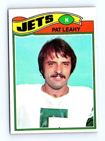1977 Topps #267 Pat Leahy NFL - Set Break