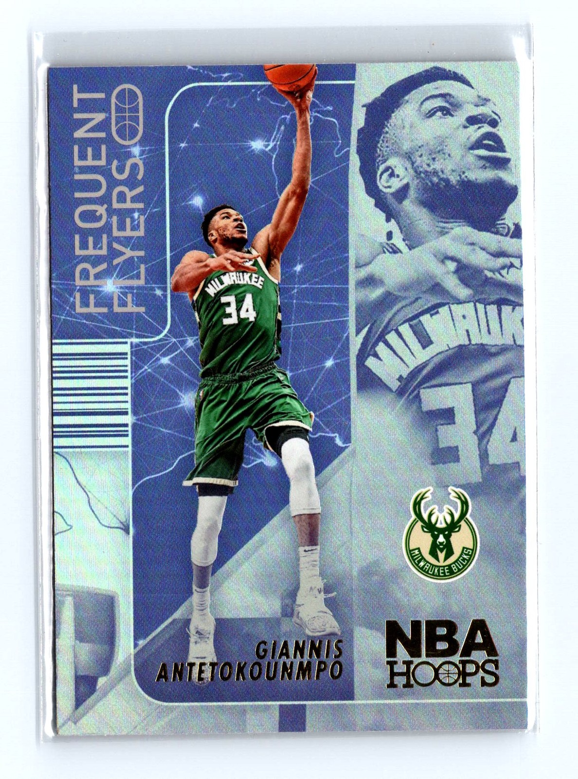 2022-23 Hoops #4 Giannis Antetokounmpo Frequent Flyers Holo