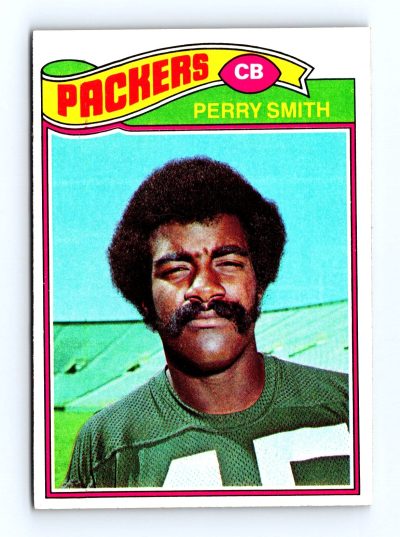 1977 Topps #253 Perry Smith NFL - Set Break