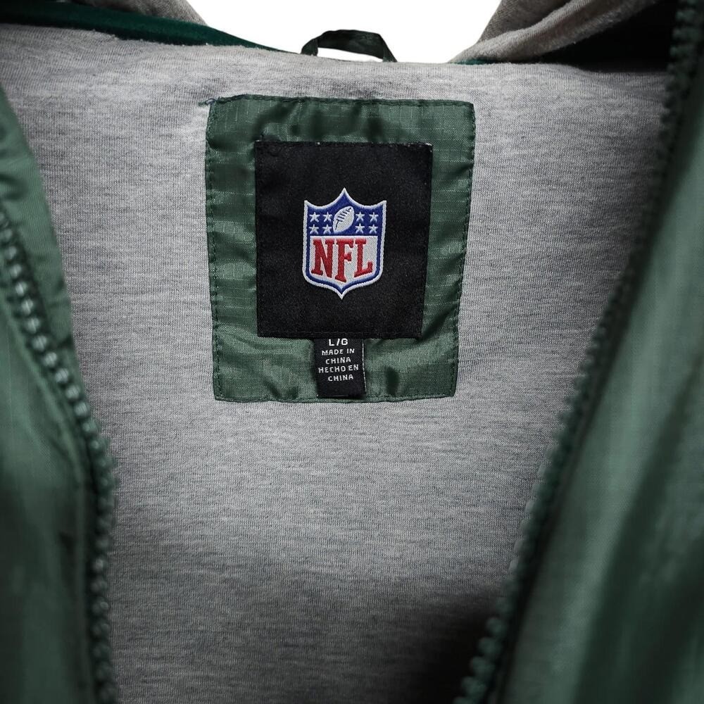 Vintage Green Bay Packers NFL Windbreaker Jacket Hooded Green Gold Men L - Image 6
