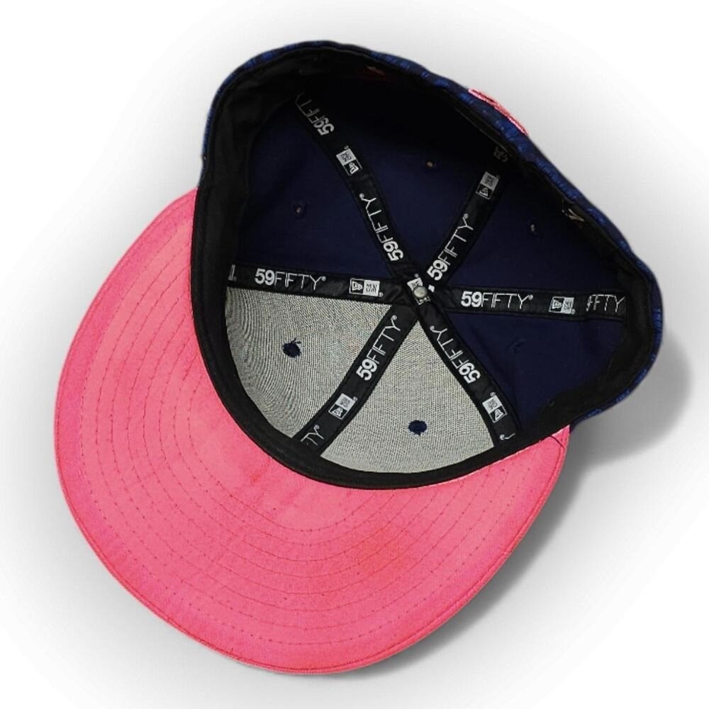 Vintage New Era Milwaukee Brewers MLB 59FIFTY Fitted Hat Size 7 Pink Brim Excell - Image 4